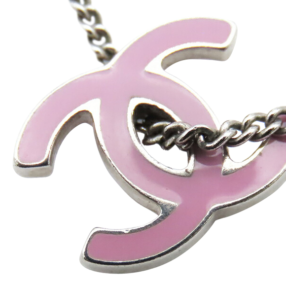 Pre-Loved Chanel CC Silver Plated Enamel Heart and Clover Charm Pendant Necklace - Picture 5 of 9
